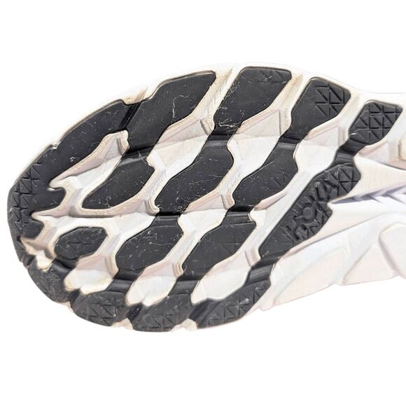 HOKA ONE ONE Clifton 8 'Ibis Rose Pink Green' Running Shoes Size 9.5B - Picture 15 of 16